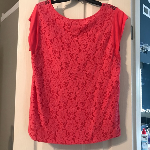 Great lace top - Picture 4 of 4